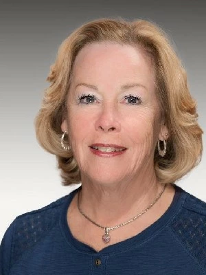 Carole Snow, Kirkland, Real Estate Agent
